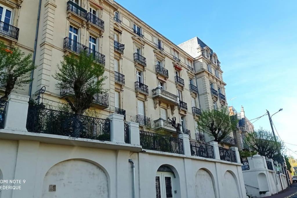 Studio 18 Residence Du Parc Шатель-Гюїон Екстер'єр фото